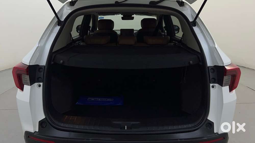 Honda Elevate Zx Mt, 2025, Petrol