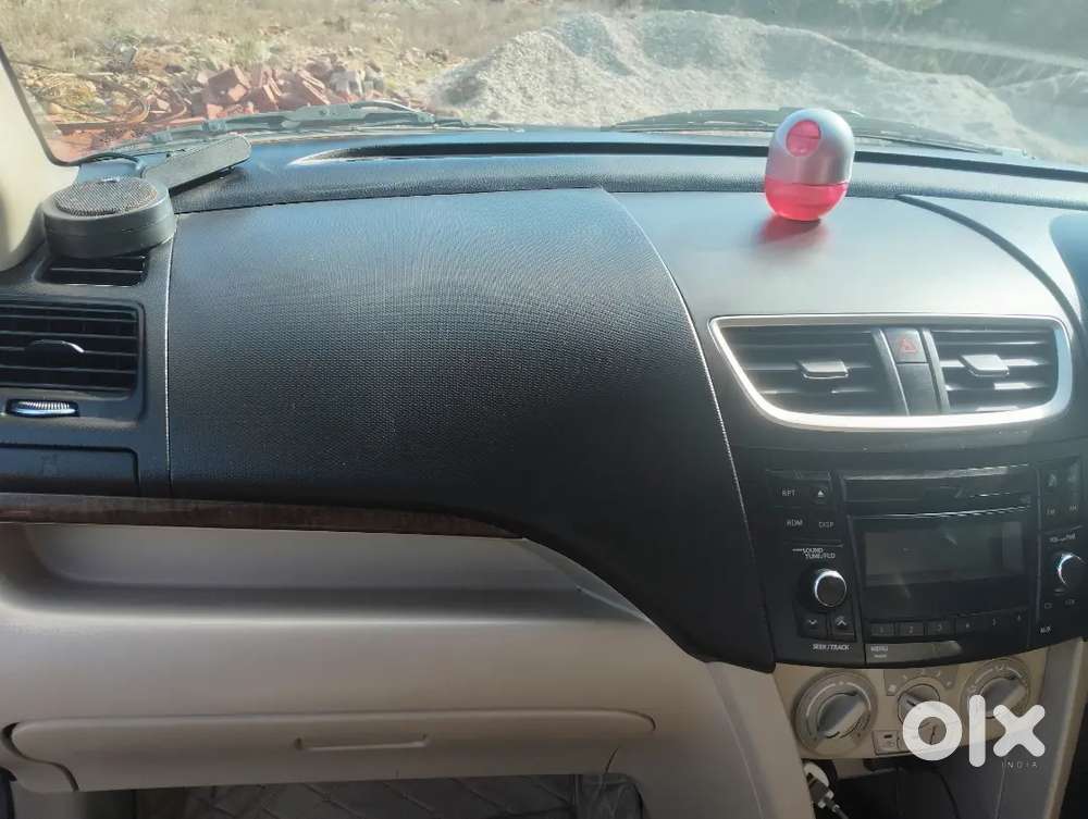 Maruti Suzuki Dzire 2015 Petrol 61500 Km Driven