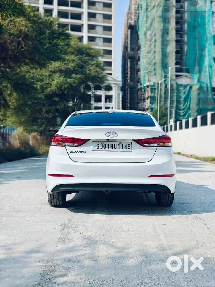 Hyundai Elantra 2017 Year
