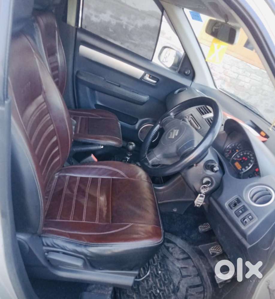 Maruti Suzuki Swift Vxi Glory Limited Edition, 2011, Petrol