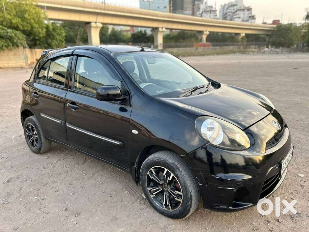 Nissan Micra Active Xv, 2016, Petrol