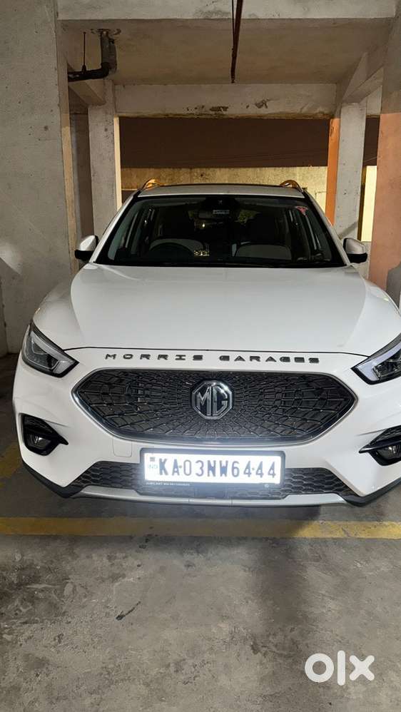 Mg Petrol Automatic 2025 Car