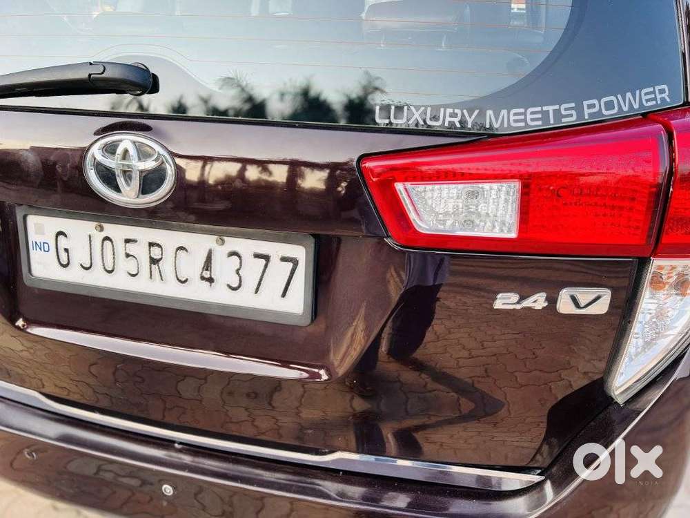 Toyota Innova Crysta 2.4 V 7 Str, 2017, Diesel