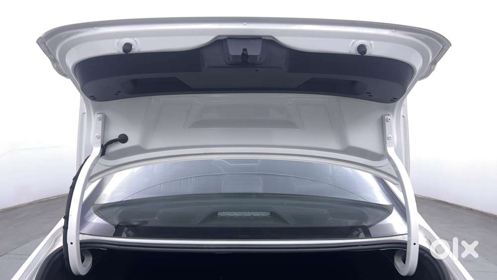 Volkswagen Virtus Highline Plus 1.0 Tsi At, 2024, Petrol