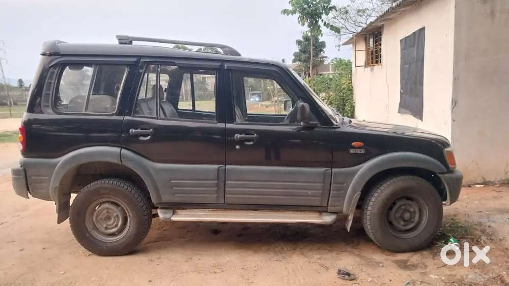 Mahindra Scorpio Classic 2004