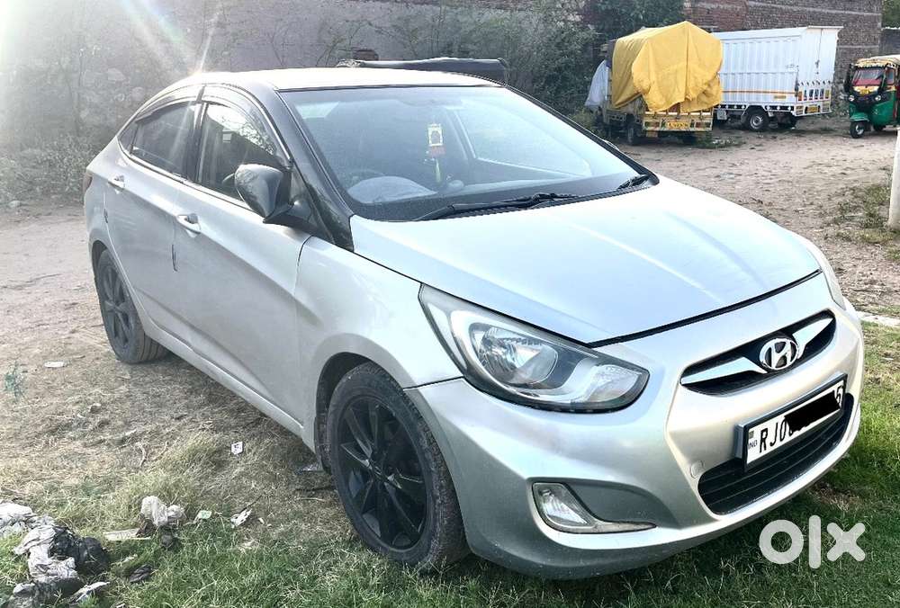 Hyundai Fluidic Verna 2012 Diesel 112000 Km Driven