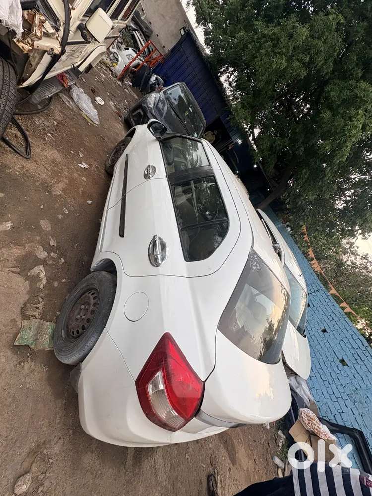 Maruti Suzuki Dzire 2016