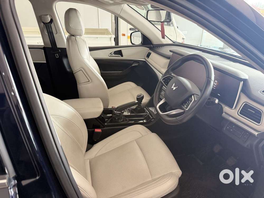 Mahindra Xuv700 2.2 Ax 7 Diesel Mt Str, 2022, Diesel