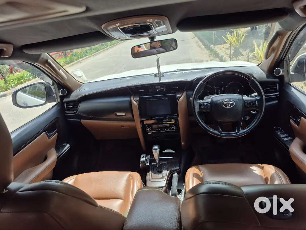 Toyota Fortuner Petrol 2017