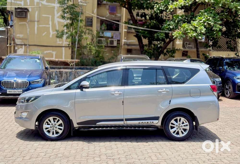 Toyota Innova Crysta 2.4 V, 2016, Diesel