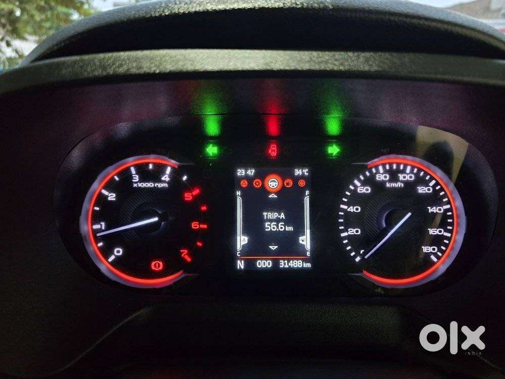 Mahindra Thar Roxx Mx1 Diesel Mt 2wd, 2025, Diesel