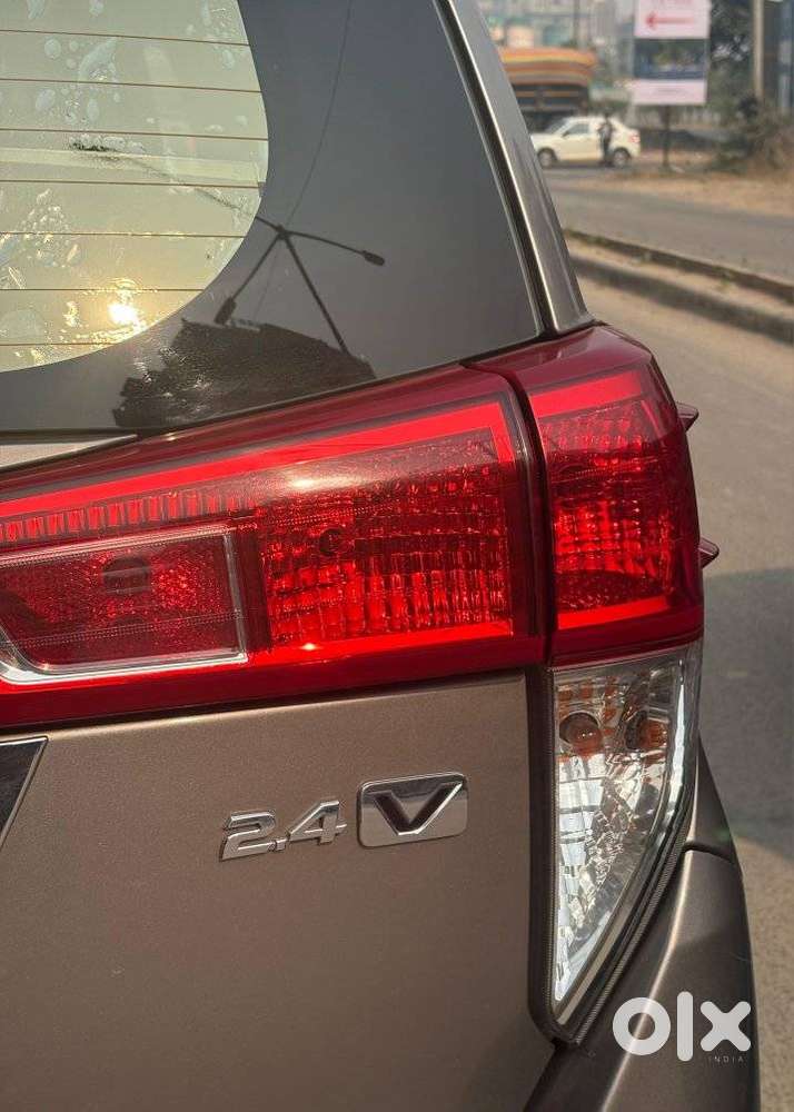 Toyota Innova Crysta