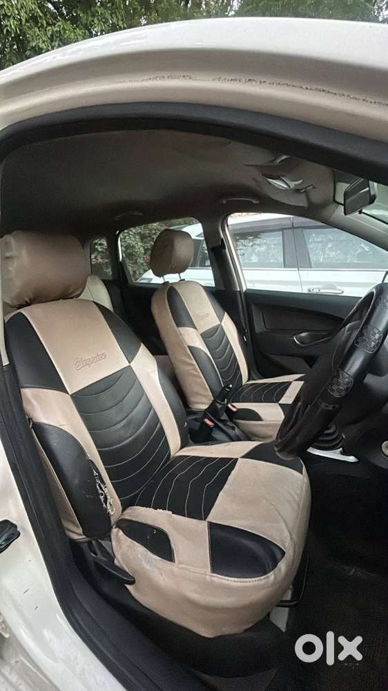 Ford Figo Titanium 2012