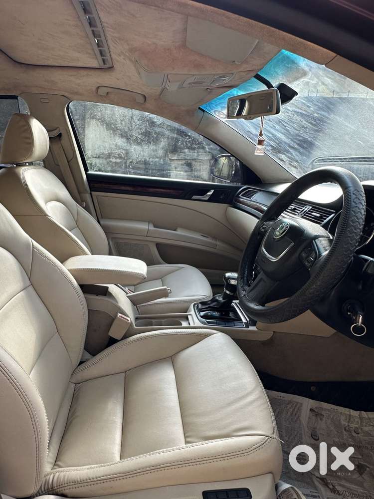 Skoda Superb Elegance 2.0 Tdi Cr At, 2010, Diesel