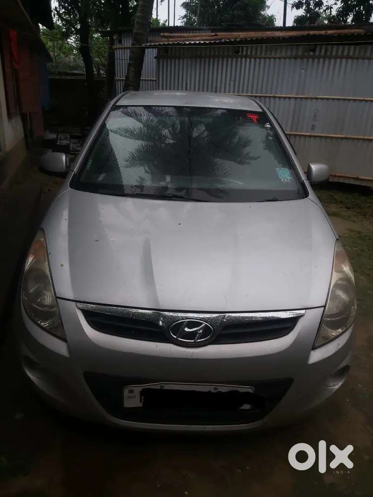 Hyundai I20 2011 Petrol 100000 Km Driven