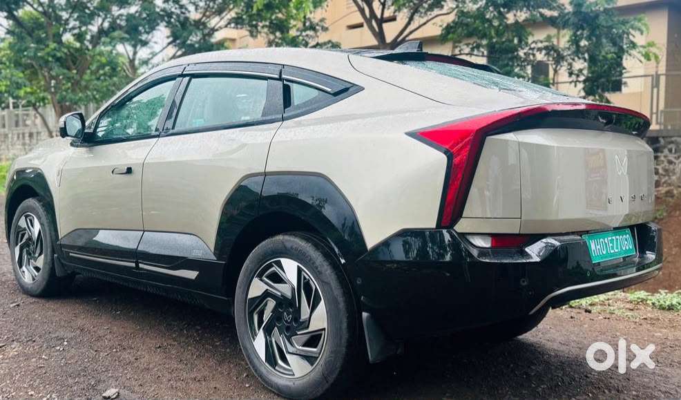 Mahindra Xev9s Others, 2025, Electric
