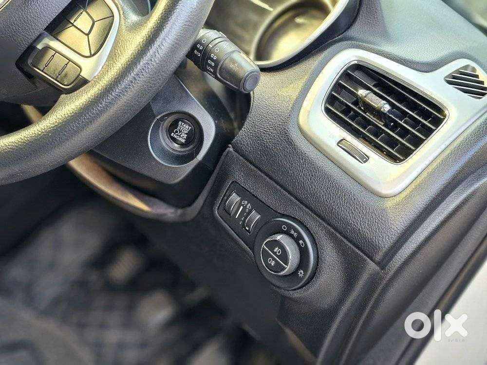 Jeep Compass 2.0 Longitude Option, 2018, Diesel