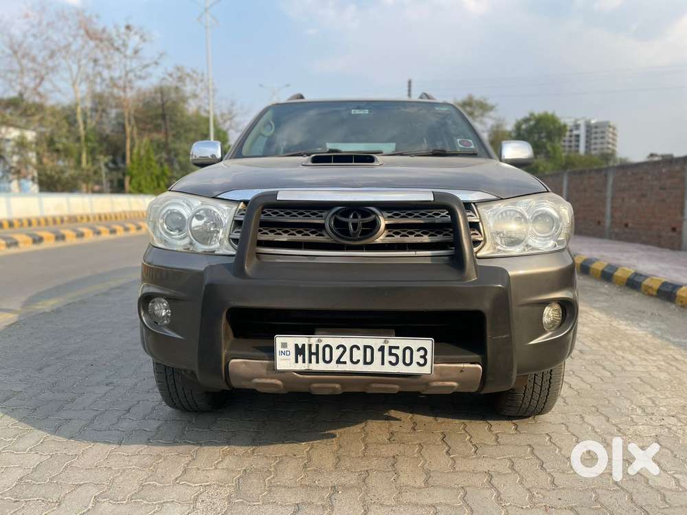 Toyota Fortuner 3.0 4x4 Manual, 2011, Diesel