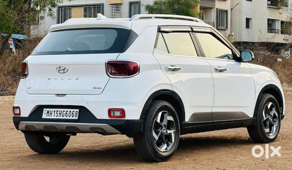 Hyundai Venue Sx Dual Tone Turbo, 2021, Petrol