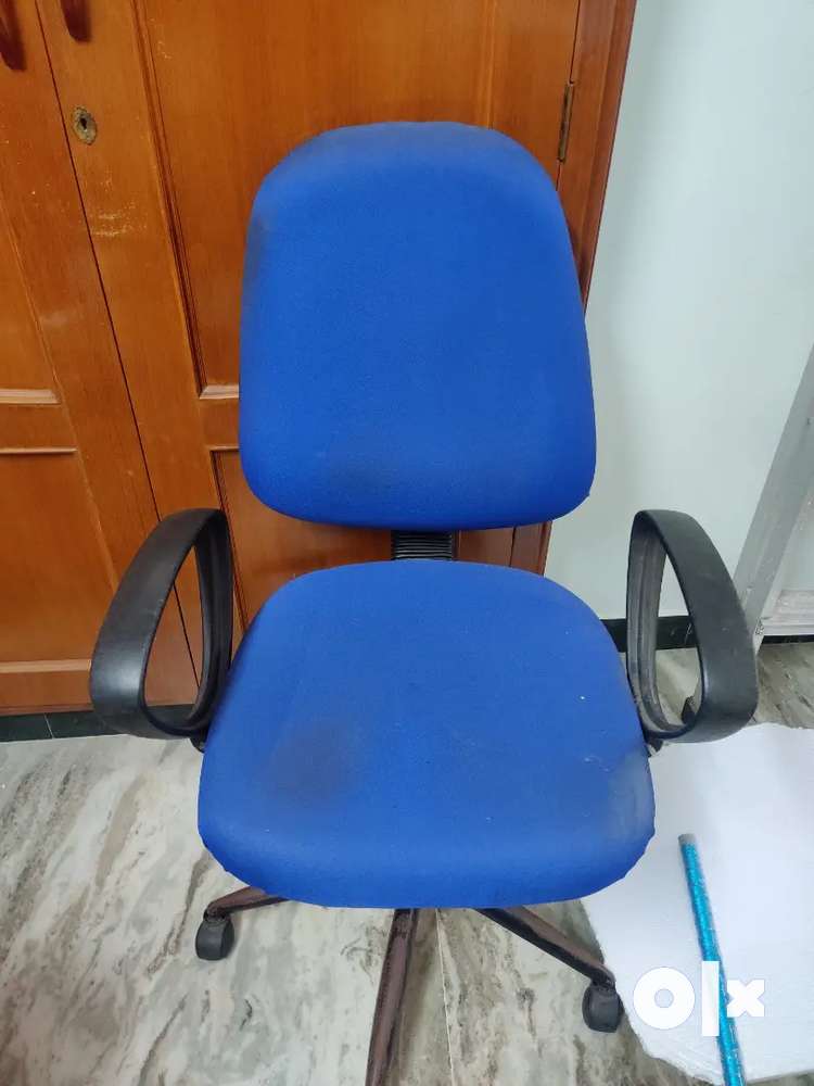 Rolling chair in olx new arrivals