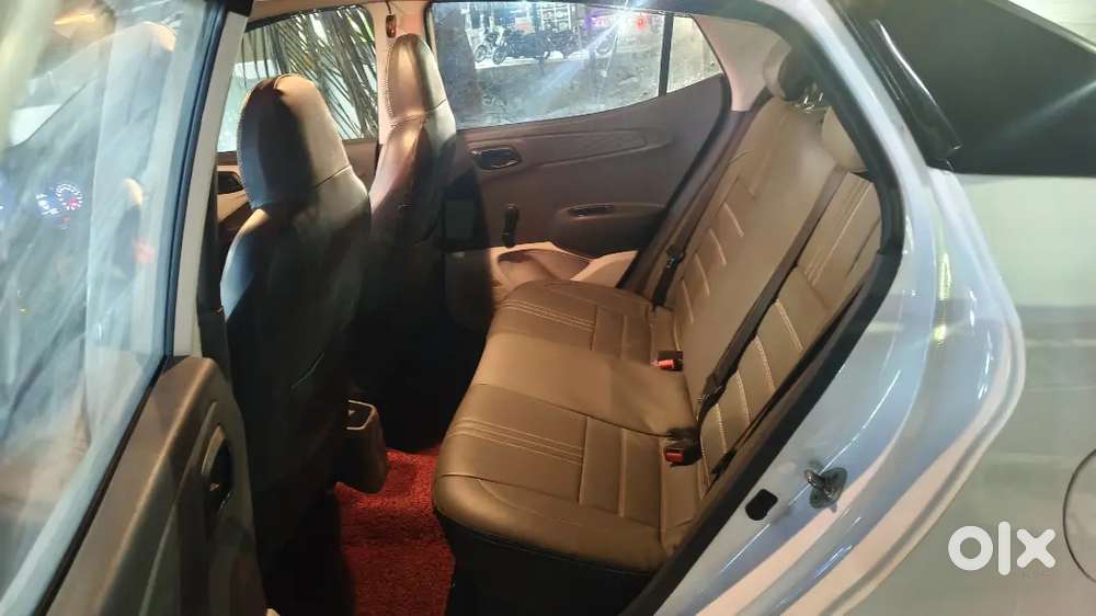 Hyundai Aura Ecng  1.2  2024