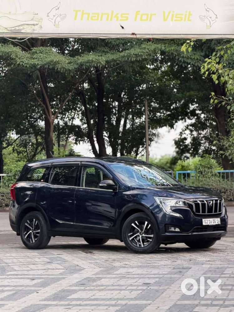 Mahindra Xuv700 2.0 Mx Petrol Mt 5 Str, 2022, Petrol