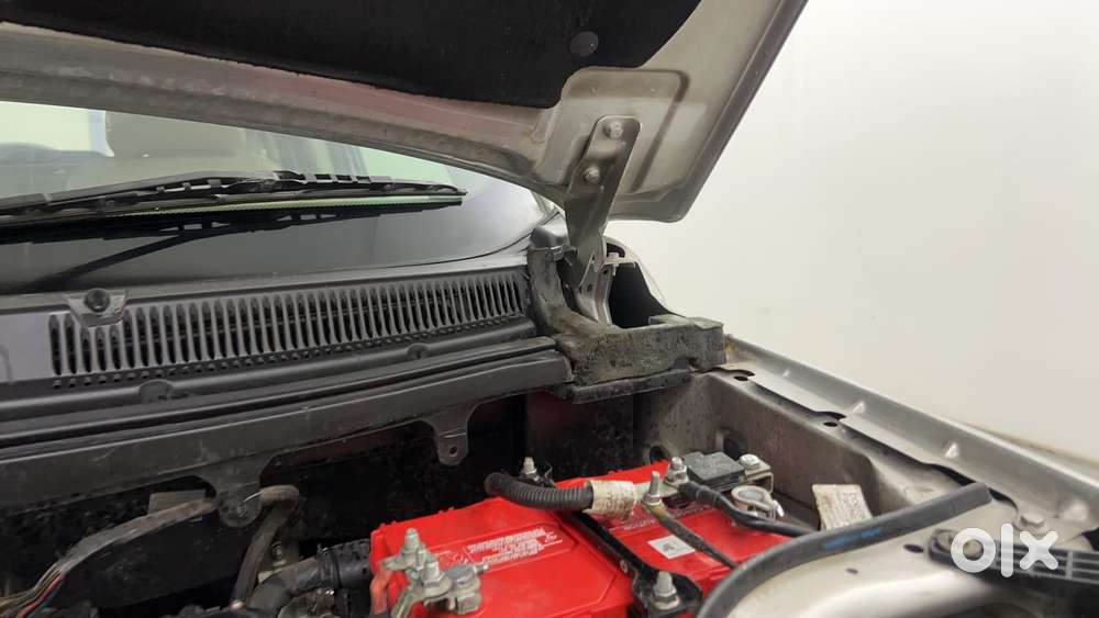 Mahindra Tuv 300 T4, 2016, Diesel