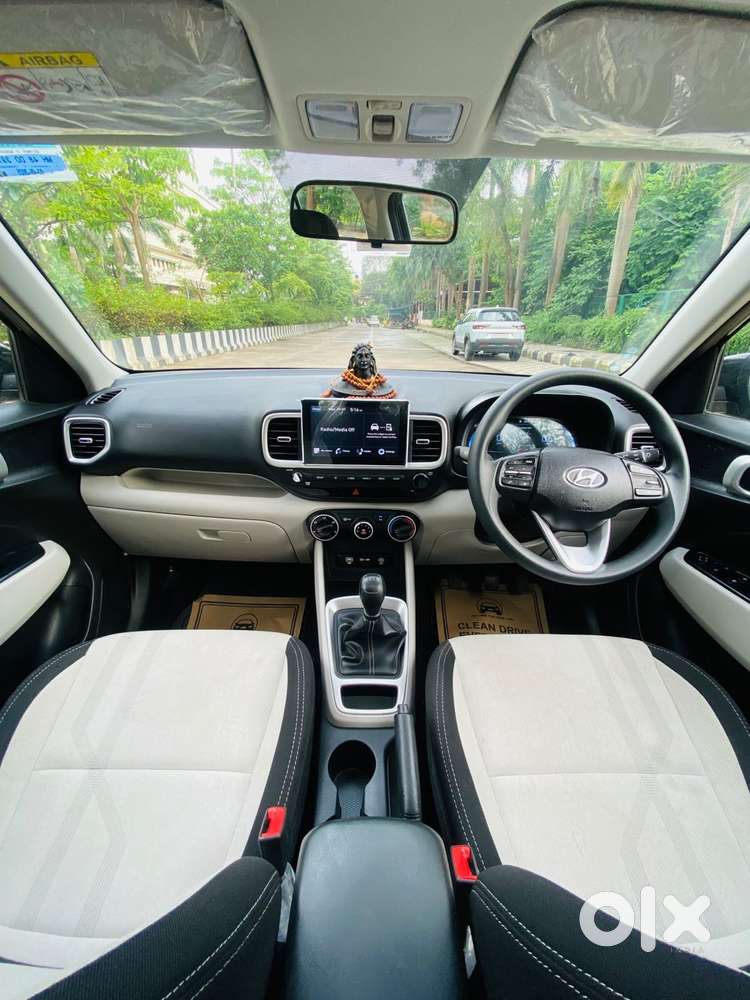 Hyundai Venue 1.2 S (o), 2025, Petrol