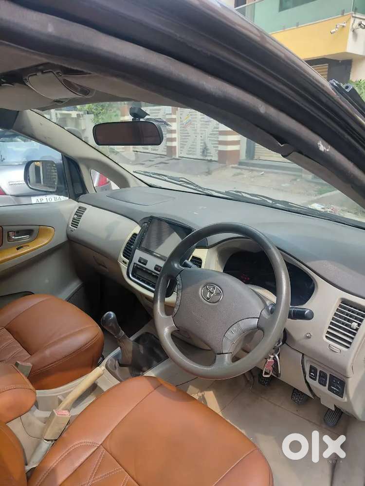 Toyota Innova 2009 Diesel Well Maintained