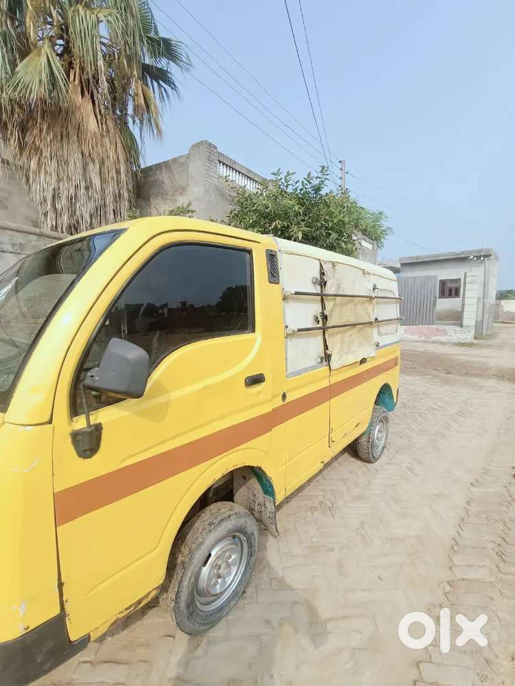 Tata Magic Model 2014