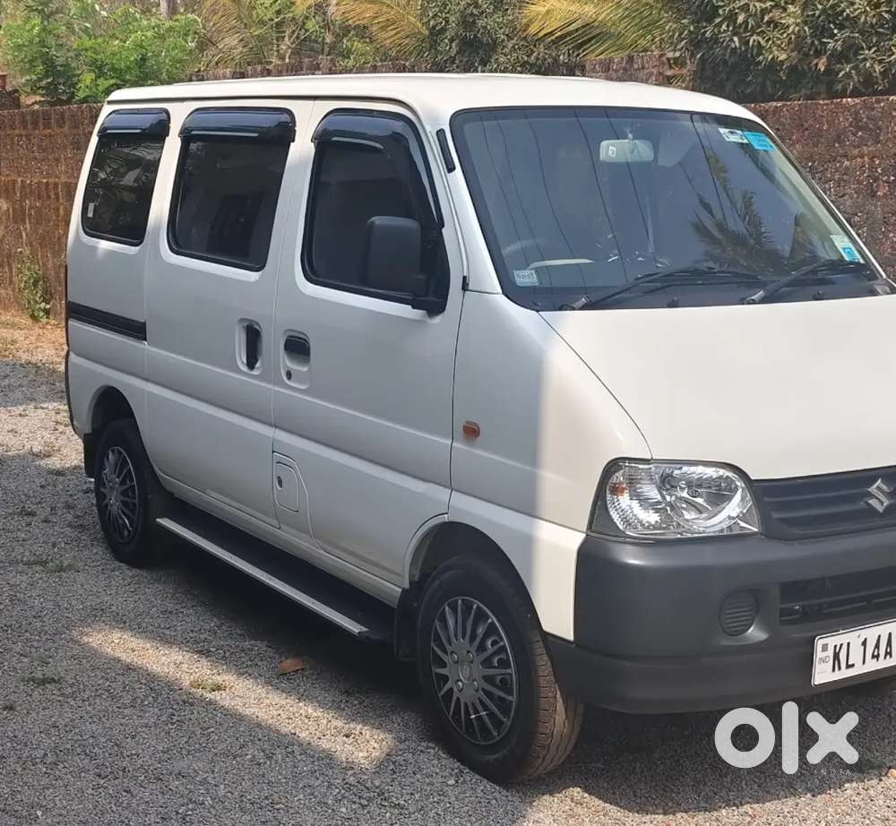 Maruti Suzuki Eeco 2025 Petrol 15300 Km Driven