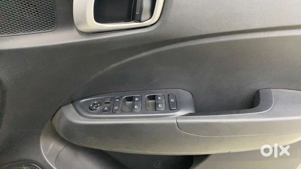 Hyundai Venue 1.0 Sx Turbo Imt, 2022, Petrol