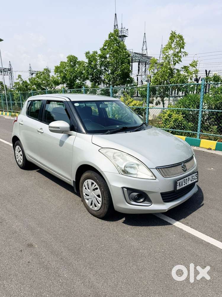 Maruti Suzuki Swift Vxi Optional, 2016, Petrol