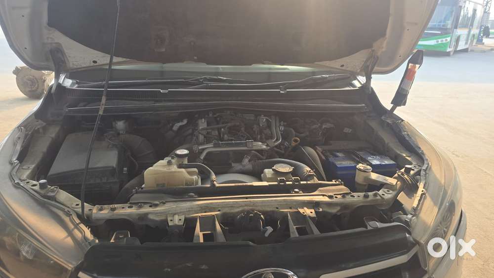 Toyota Innova Crysta 2.4 G Mt 7 Str, 2019, Diesel