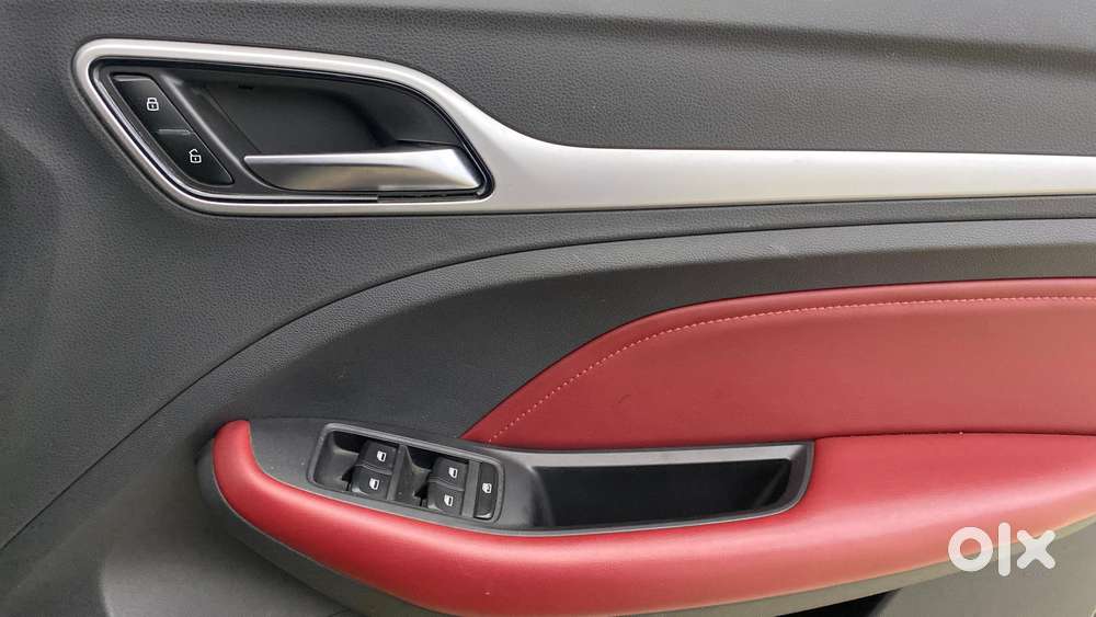 Mg Astor 1.3 Savvy Turbo At S Red, 2022, Petrol