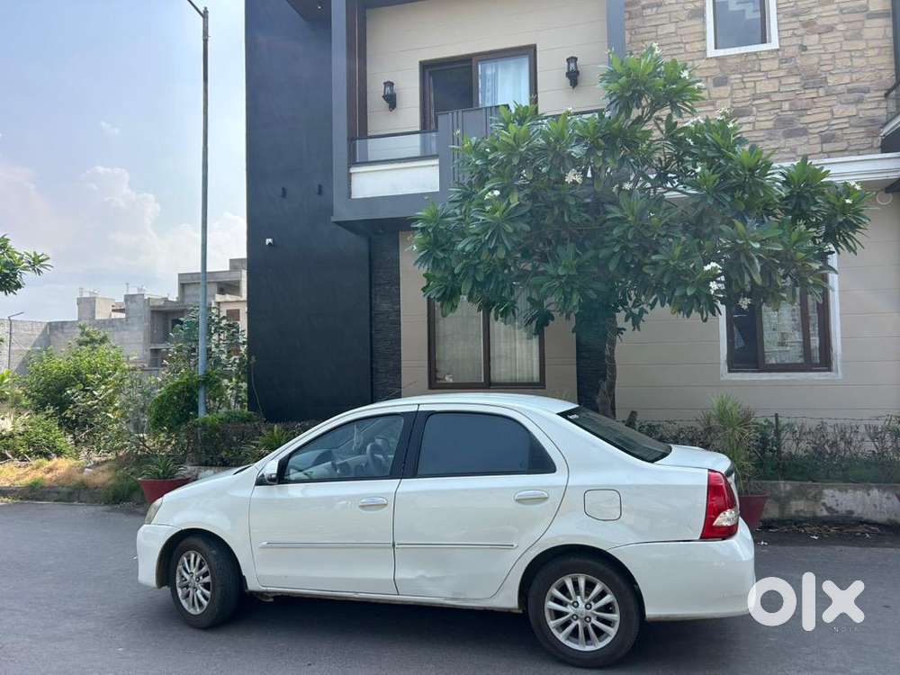 Toyota Etios 2013 Diesel Well Maintained