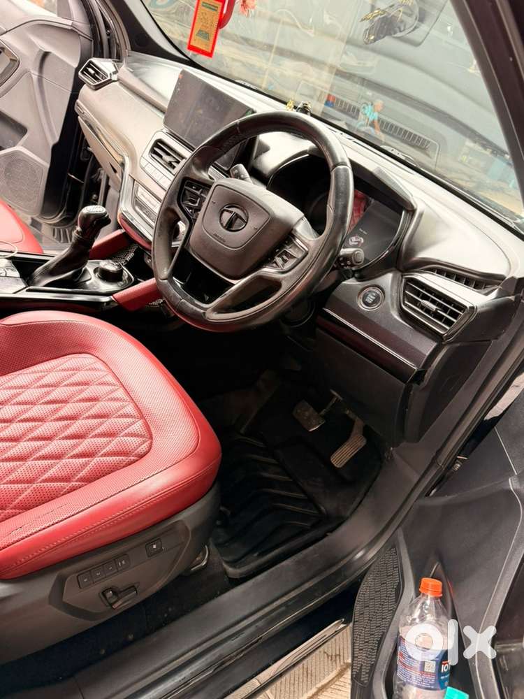 2023 Tata Harrier Diesel Dark Edition
