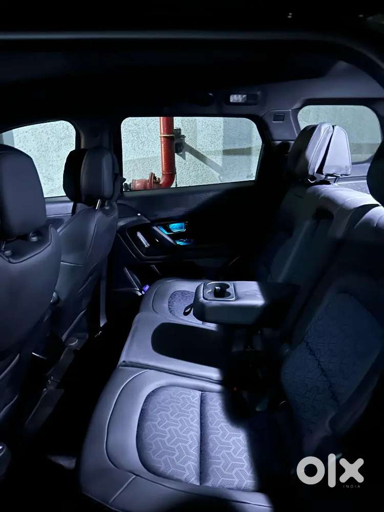 Tata Safari Dark Edition Automatic 2023 With Extended Warranty New Tyr