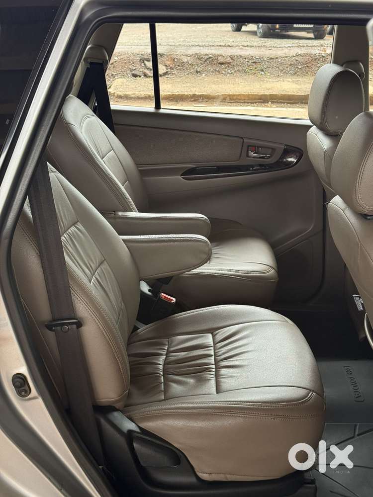 Toyota Innova 2.5 V 7 Str, 2015, Diesel