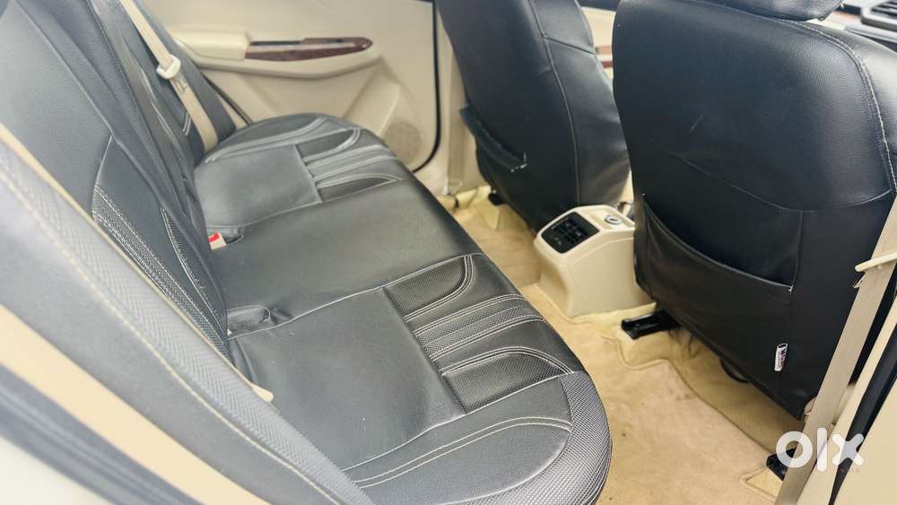 Maruti Suzuki Swift Dzire Amt Zxi, 2018, Petrol