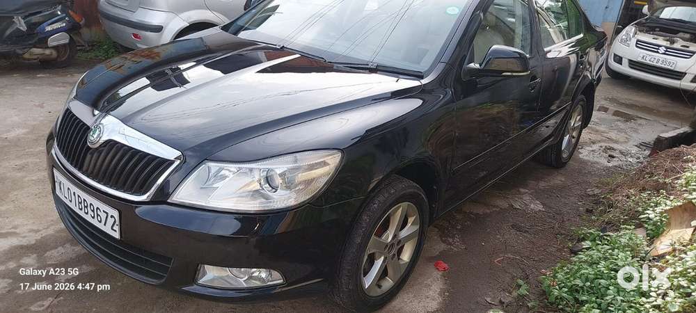 Laura Skoda Diesel 2011 Car