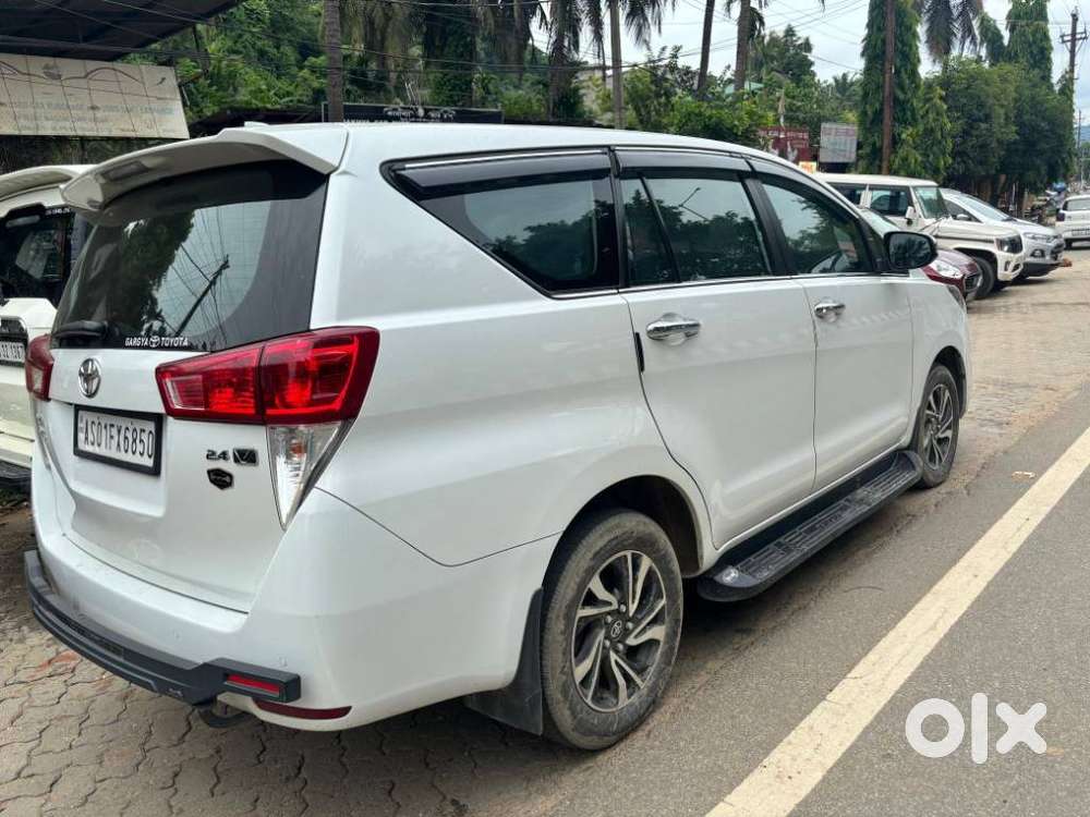 Toyota Innova Crysta 2.4 Z 7 Str, 2024, Diesel