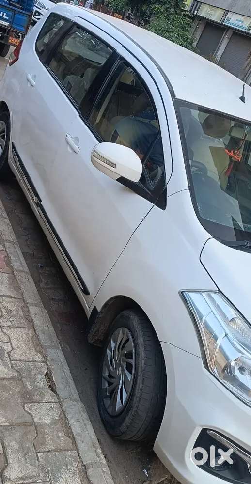 अर्टिगा गाड़ी