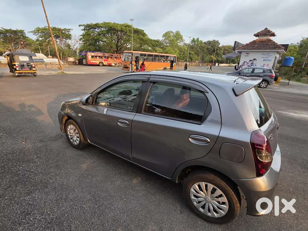 Car Toyota Etios Liva Diesel
