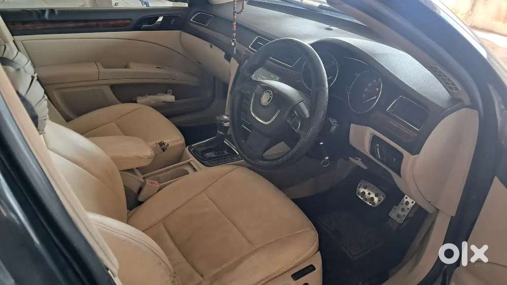 Skoda Superb High End Automatic & Sunroof In Excellent Condition