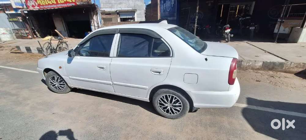 Hyundai Accent Hatchback 2009 Petrol
