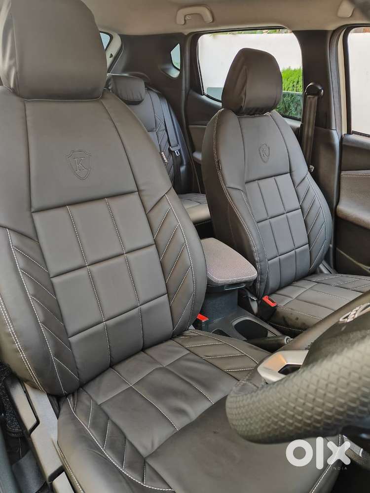 Nissan Magnite N-connecta Mt, 2025, Petrol