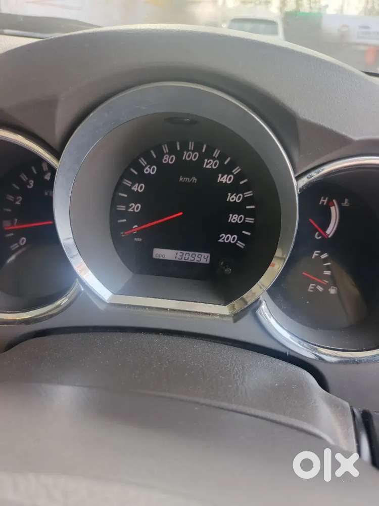 Toyota Fortuner 3.0 2011