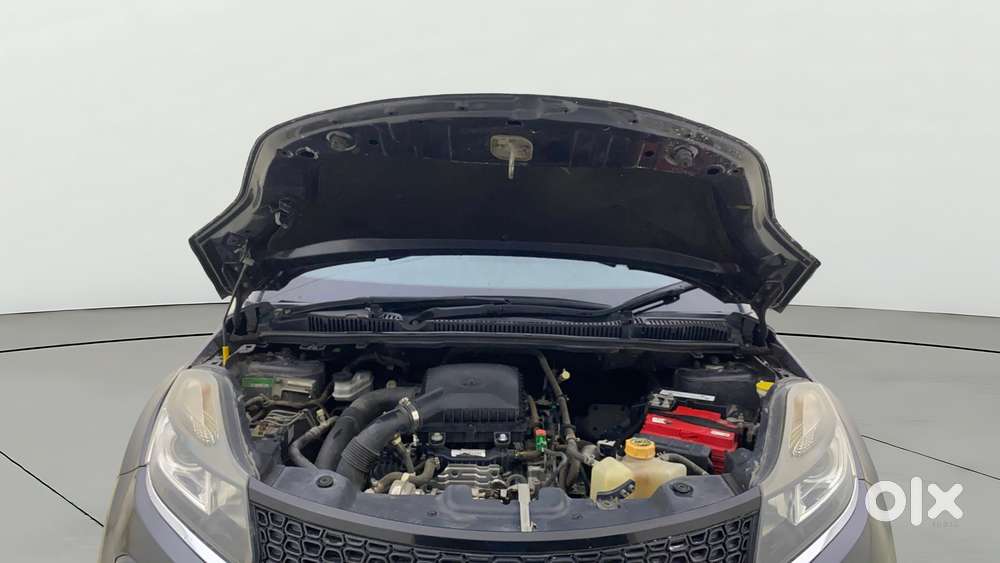 Tata Nexon 1.2 Revotron Xza Plus, 2019, Petrol