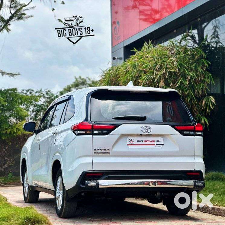 Toyota Innova Hycross 2.0 Gx 7 Str, 2023, Petrol